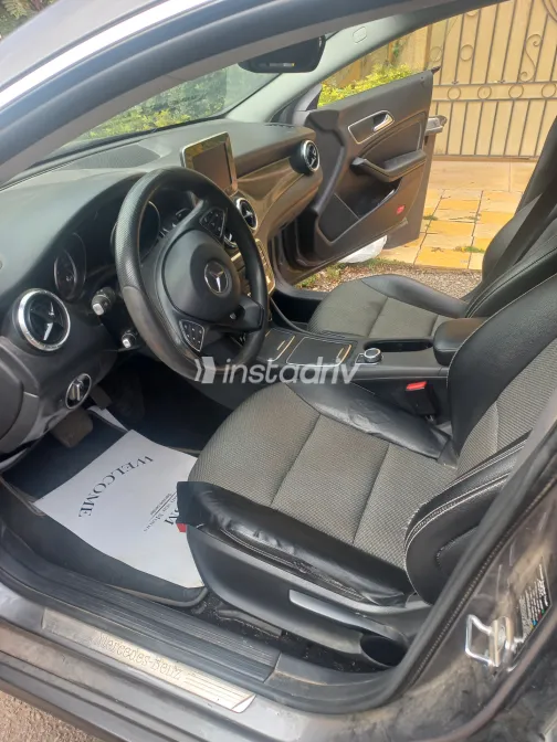 مرسيدس CLA 180 2019 أبيض مستعملة للبيع - 7