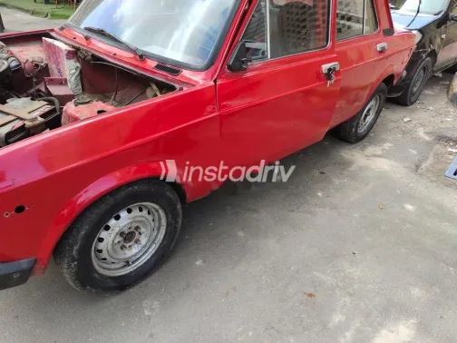 فيات 128 1988 أحمر مستعملة للبيع - 10