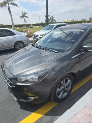 Ford Focus 2018 Gray Used for Sale