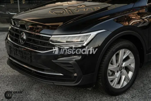Volkswagen Tiguan 2024 Black Used for Sale - 3
