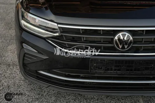 Volkswagen Tiguan 2024 Black Used for Sale - 5