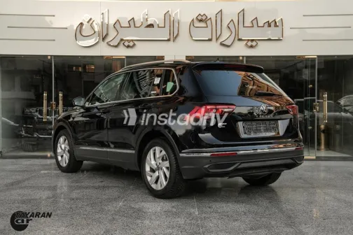 Volkswagen Tiguan 2024 Black Used for Sale - 9