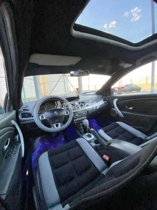 Renault Megane 2011 Silver Used for Sale - 4