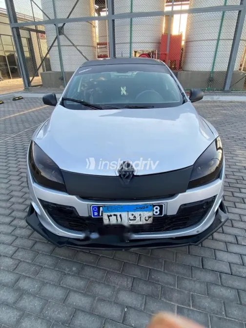 Renault Megane 2011 Silver Used for Sale - 5