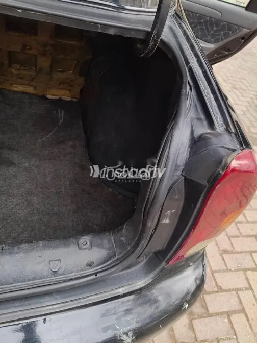 دايو لانوس 2007 أسود مستعملة للبيع - 2