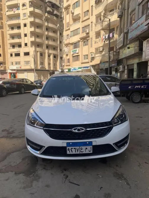 Chery Arrizo 5 2025 White Used for Sale - 2
