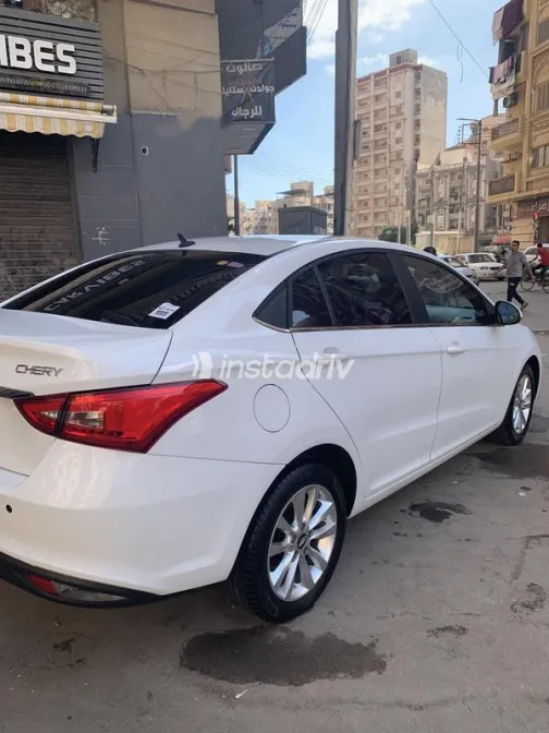 Chery Arrizo 5 2025 White Used for Sale - 1