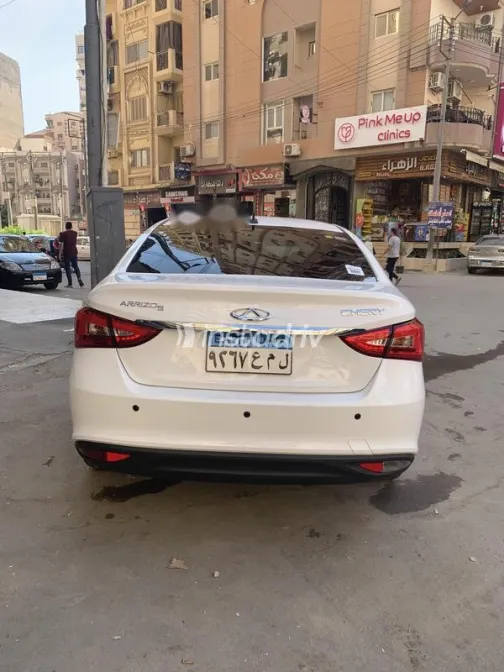 Chery Arrizo 5 2025 White Used for Sale - 4