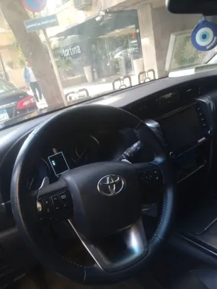 تويوتا فورتشنر 2022 أبيض مستعملة للبيع