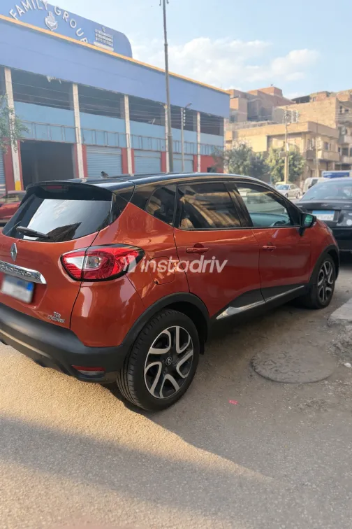 Renault Captur 2017 White Used for Sale - 2
