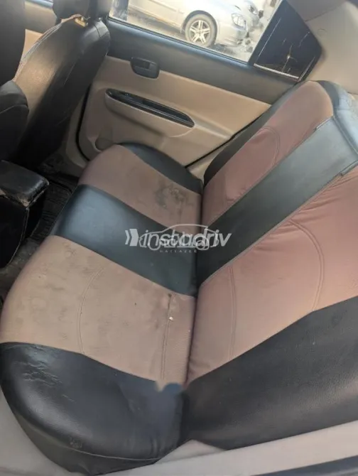 هيونداي اكسنت 2007 فضي مستعملة للبيع - 6