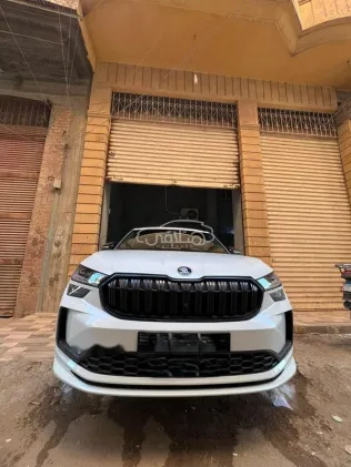 سكودا كودياك 2025 أبيض مستعملة للبيع