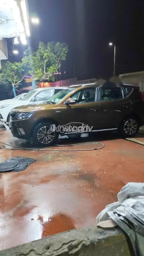 جيلي X7 2019 بني مستعملة للبيع - 1