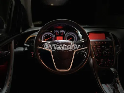 Opel Astra 2013 Black Used for Sale - 8