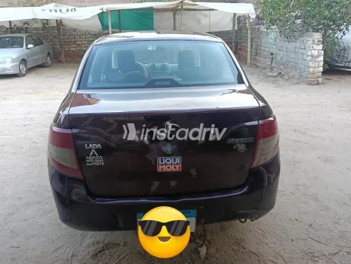 لادا جرانتا 2016 أحمر غامق مستعملة للبيع - 2