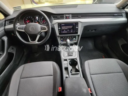 Volkswagen Passat 2022 Silver Used for Sale - 8