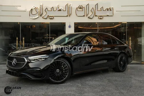مرسيدس E 200 2024 أسود مستعملة للبيع - 2