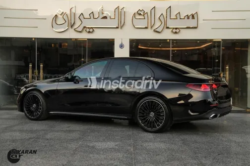 مرسيدس E 200 2024 أسود مستعملة للبيع - 6