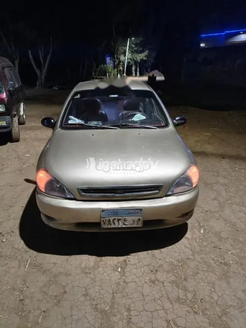 كيا ريو 2001 رمادي مستعملة للبيع - 1