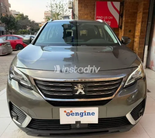 بيجو 5008 2019 بني مستعملة للبيع - 2