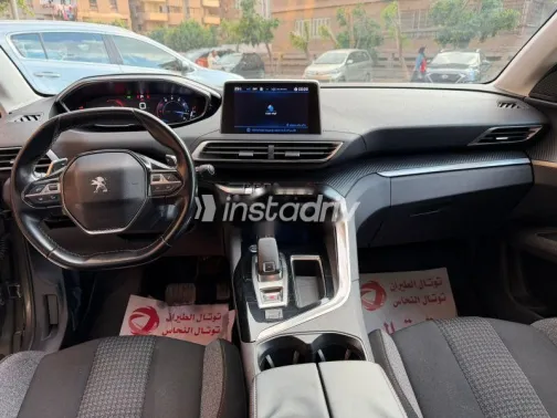 بيجو 5008 2019 بني مستعملة للبيع - 6