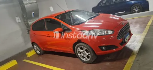 فورد فيستا 2014 أحمر مستعملة للبيع - 5