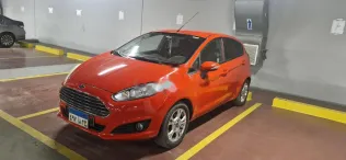 فورد فيستا 2014 أحمر مستعملة للبيع