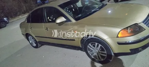 فولكس فاغن باسات 2001 ذهبي مستعملة للبيع - 7