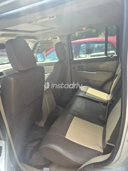 جيب شيروكي 2008 أبيض مستعملة للبيع - 4