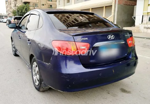 هيونداي إلنترا اتش دى 2010 أبيض مستعملة للبيع - 3