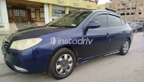 هيونداي إلنترا اتش دى 2010 أبيض مستعملة للبيع - 9