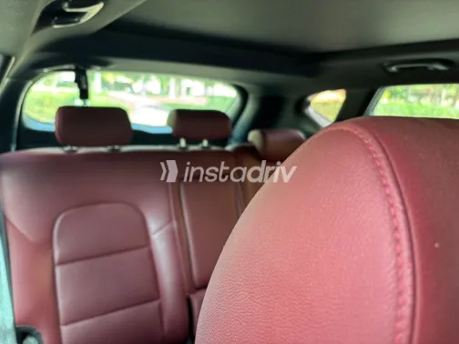 Hyundai Tucson 2019 White Used for Sale - 7