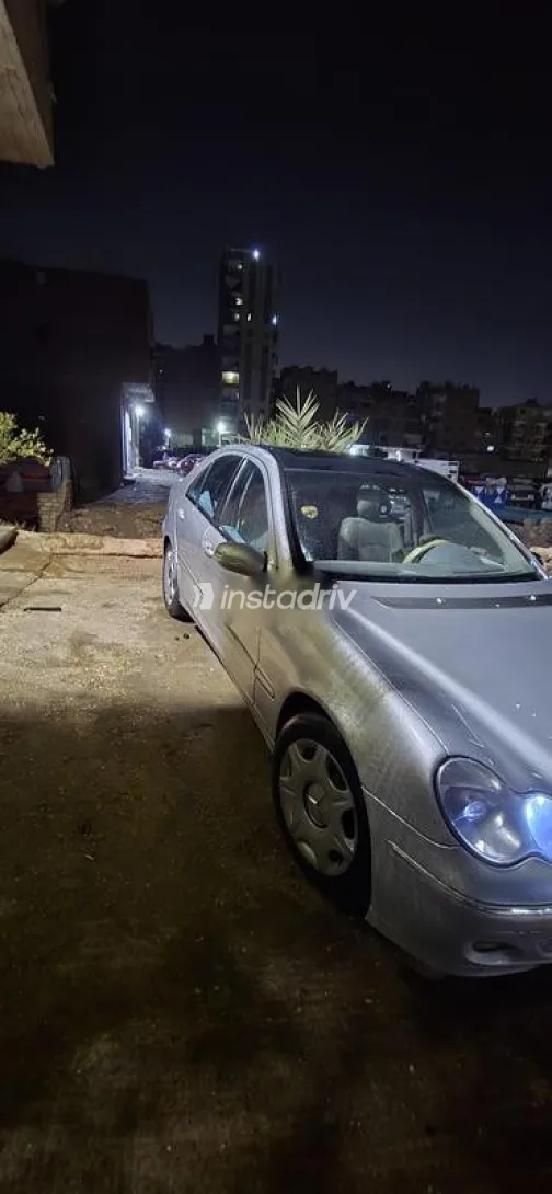 Mercedes E 240 2004 Silver Used for Sale - 3