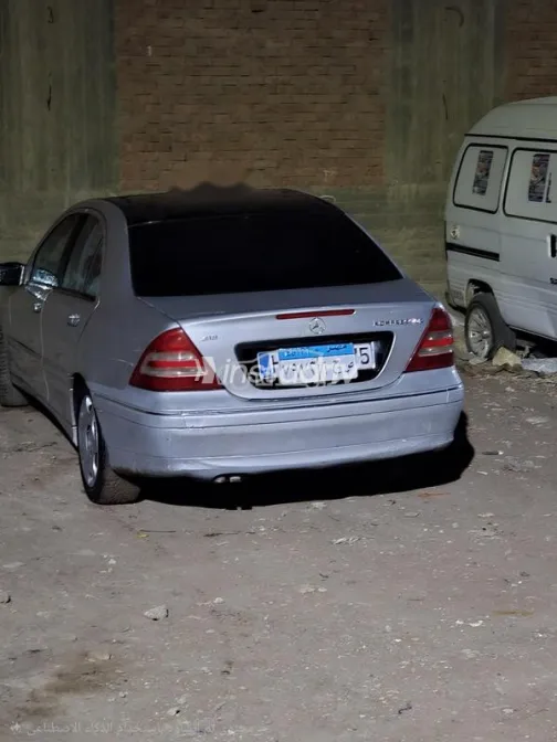 Mercedes E 240 2004 Silver Used for Sale - 7