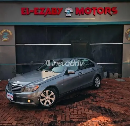 مرسيدس C 180 2009 فضي مستعملة للبيع - 2