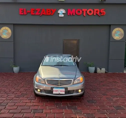 مرسيدس C 180 2009 فضي مستعملة للبيع - 3
