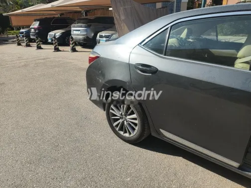 Toyota Corolla 2015 Black Used for Sale - 3