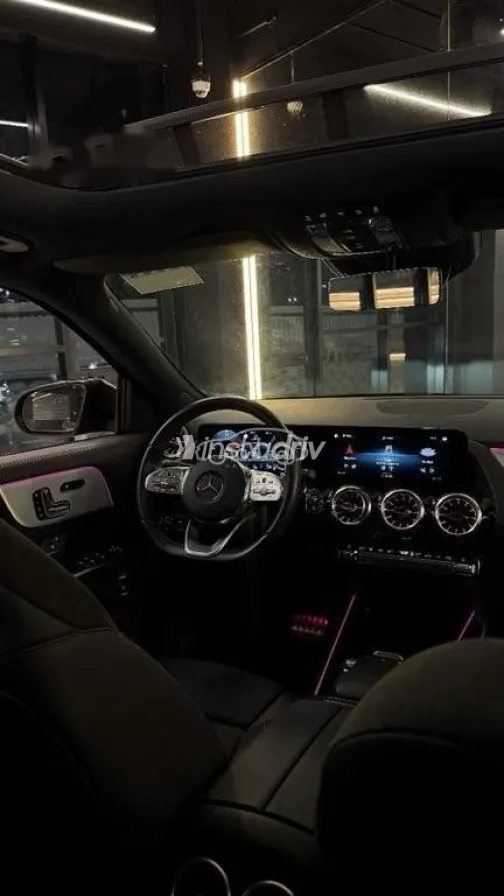 Mercedes GLA 200 2023 Black Used for Sale - 7