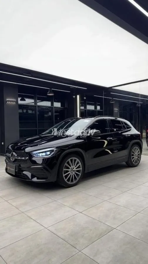 Mercedes GLA 200 2023 Black Used for Sale - 9