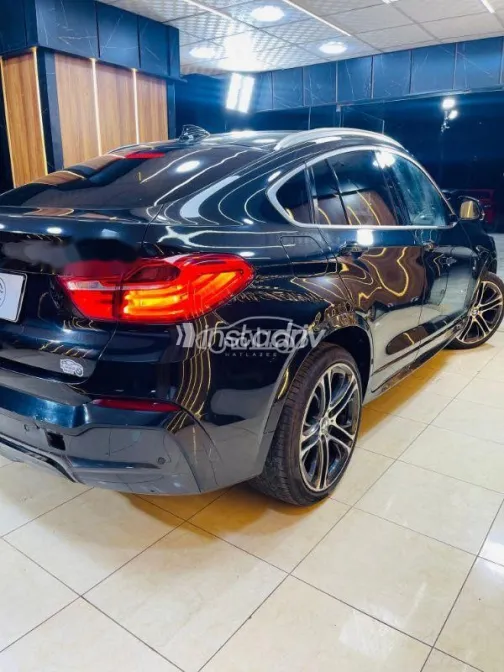 بي ام دبليو X4 2016 أسود مستعملة للبيع - 7