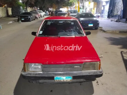 مازدا 323 1982 أحمر مستعملة للبيع - 2