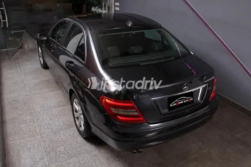 مرسيدس C 180 2012 رمادي مستعملة للبيع - 2