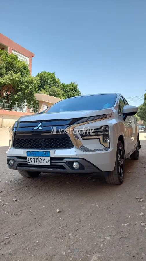 Mitsubishi Xpander 2023 White Used for Sale - 2