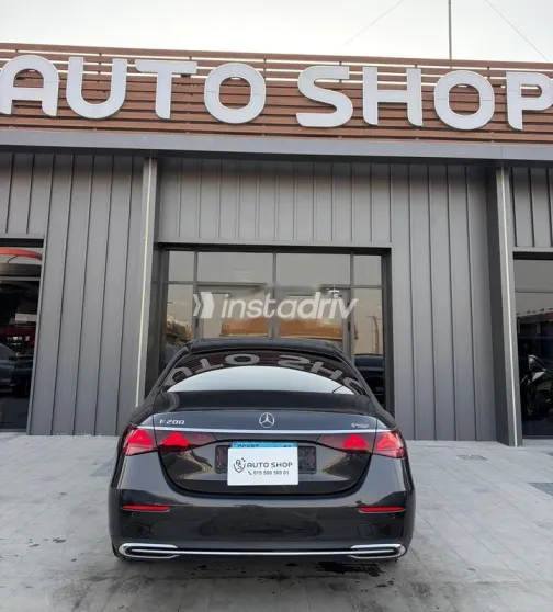 مرسيدس E 200 2024 رمادي مستعملة للبيع - 5
