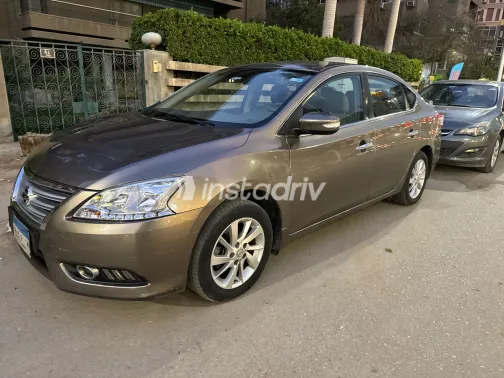 نيسان سنترا 2021 أبيض مستعملة للبيع - 3