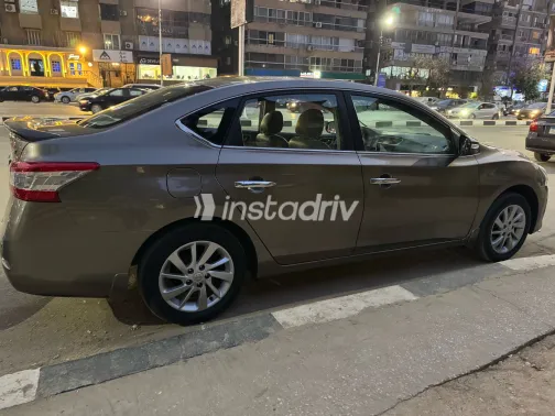 نيسان سنترا 2021 أبيض مستعملة للبيع - 7