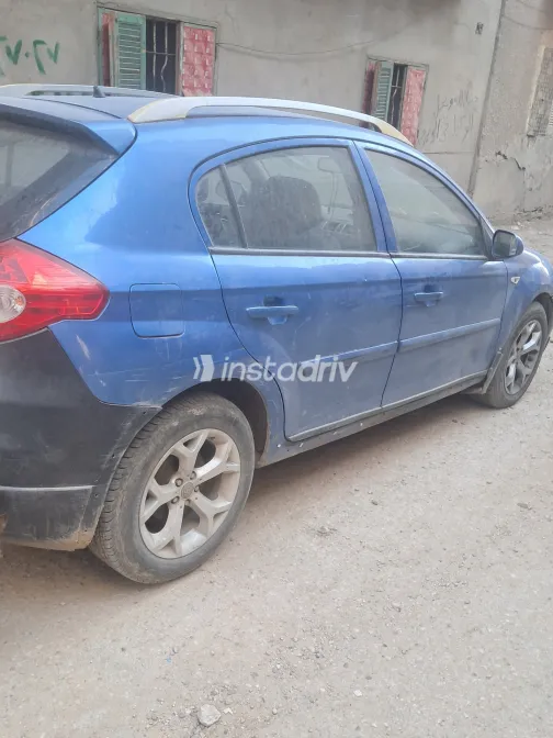 Brilliance FRV Cross 2015 White Used for Sale - 1