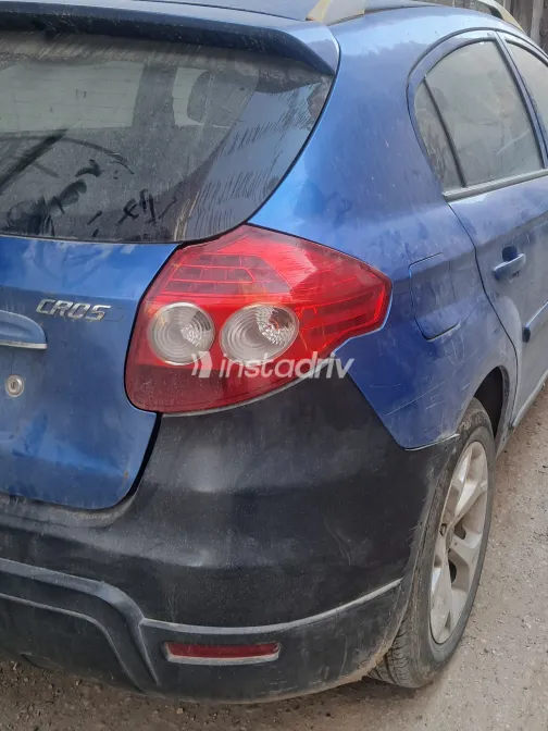 Brilliance FRV Cross 2015 White Used for Sale - 2