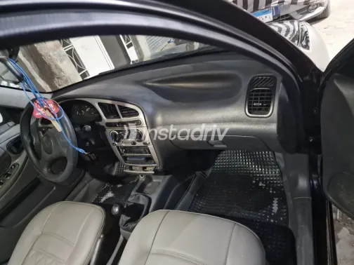 دايو لانوس 2004 أبيض مستعملة للبيع - 6