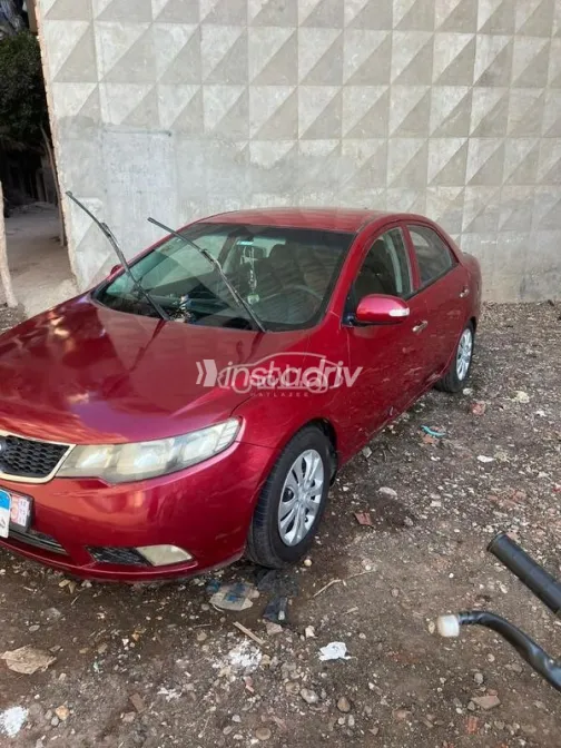 Kia Cerato 2012 Red Used for Sale - 2